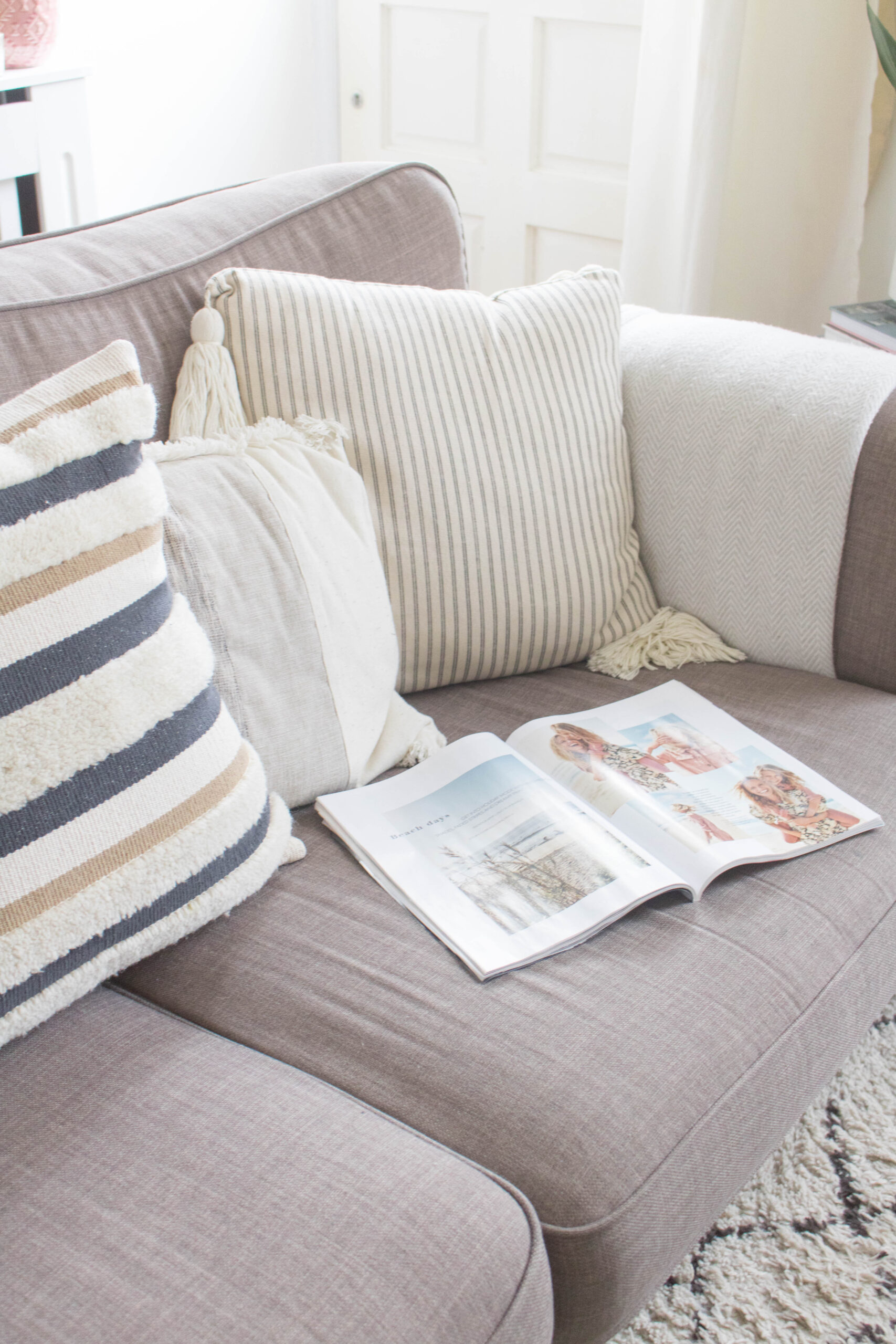 Neutral Cushions I’m Crushing On
